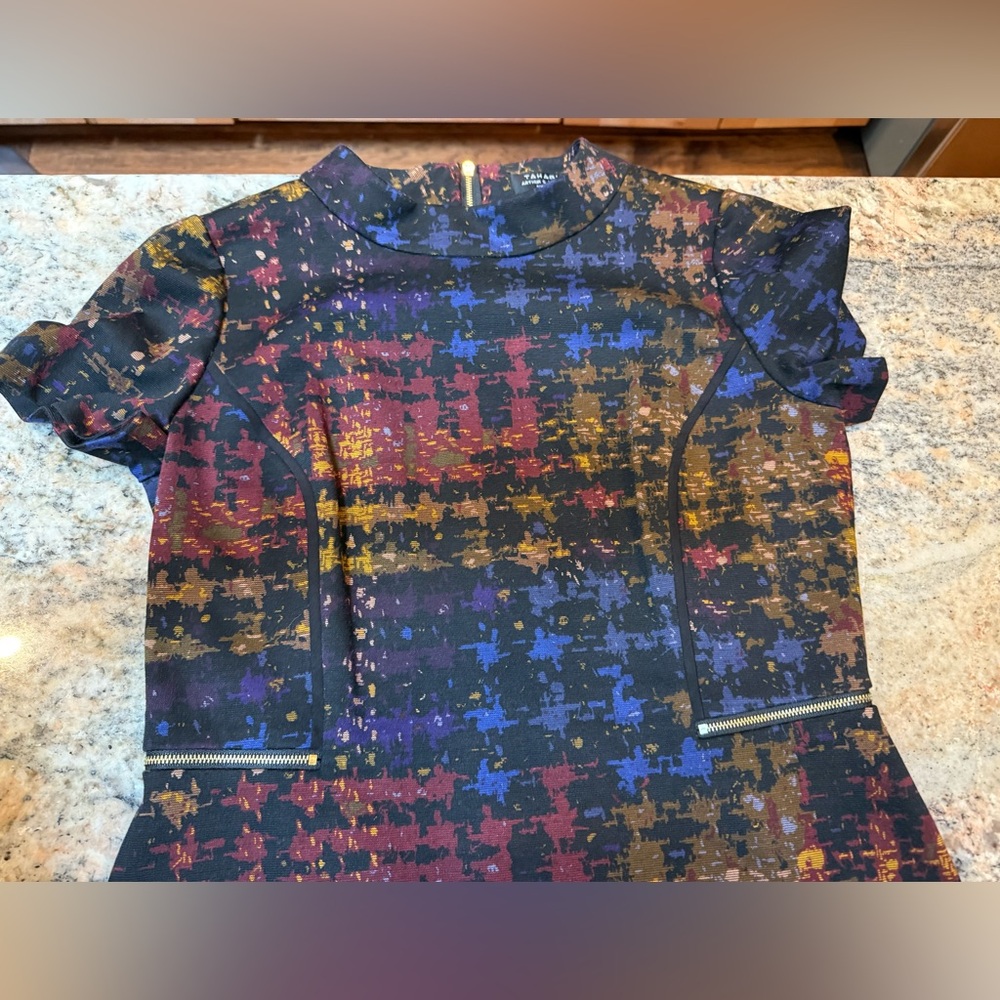 Tahari size 8P NWOT Multicolor Dress. Fully lined with exposed back zipper. - Picture 12 of 12